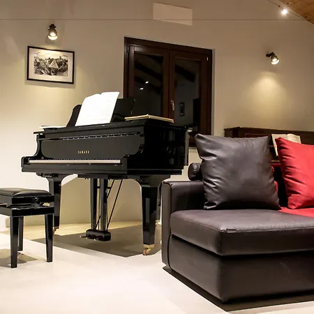 Le Stanze Della Musica Πανσιόν Borgomale