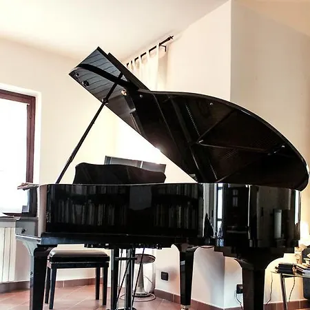 Le Stanze Della Musica Borgomale