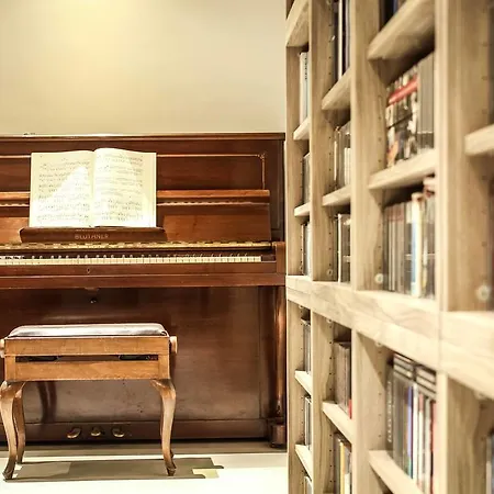 Guest house Le Stanze Della Musica Borgomale