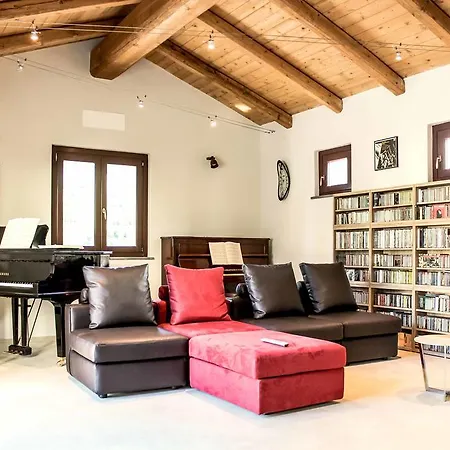 Le Stanze Della Musica Borgomale